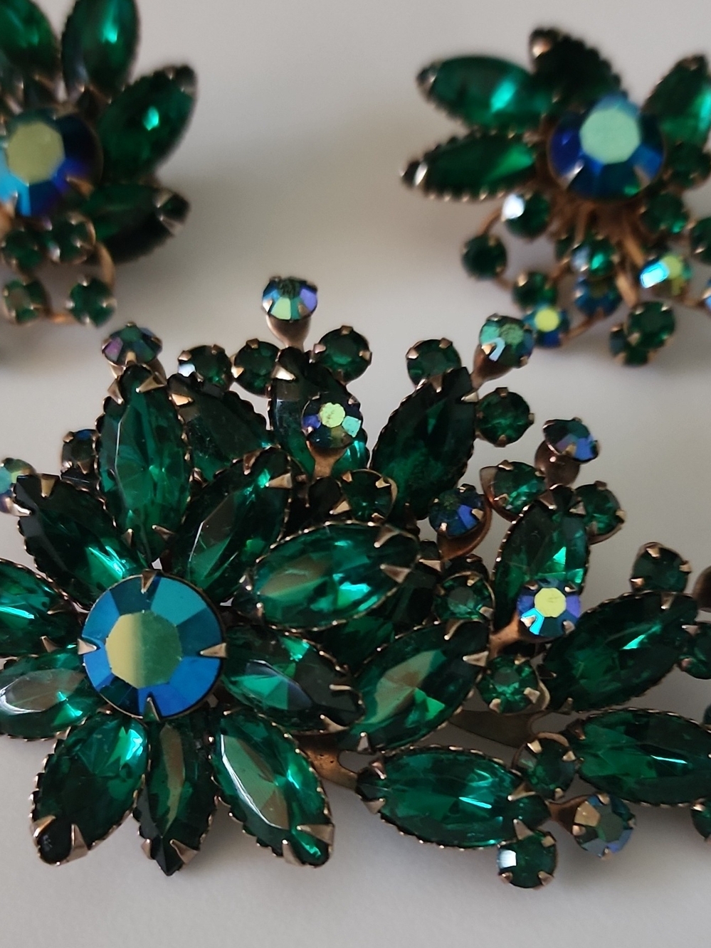 Emerald Crystal Flower Brooch and Earring Set - Women's Jewelry